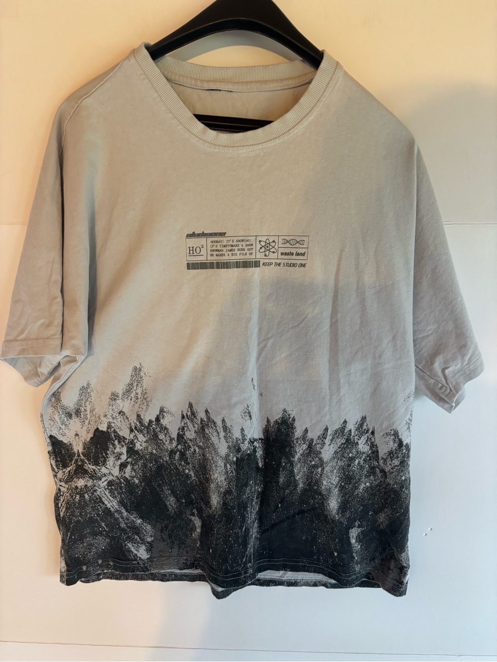 VAMTAC Wasteland Gray/Black Oversized Graphic T Shirt L